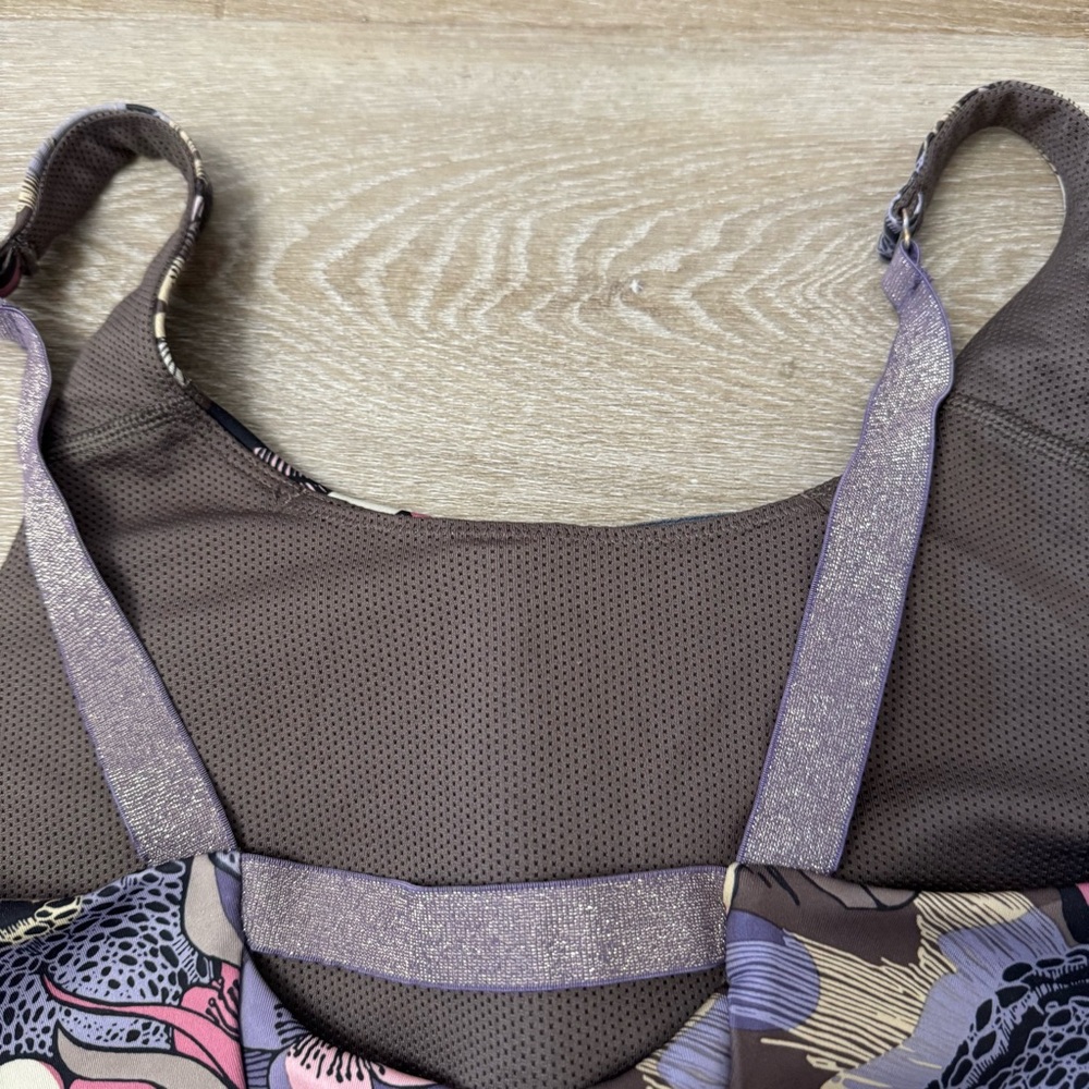 Nike Dri-FIT Swoosh Floral Medium-Support Padded Printed Sports Bra - Picture 6 of 7